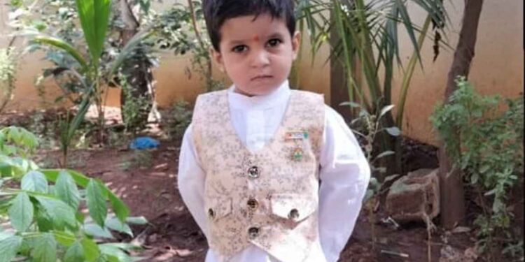 अत्यंत दुर्दैवी! चाळीसगावात दोन वाहनांच्या धडकेत चार वर्षीय मुलाचा मृत्यू