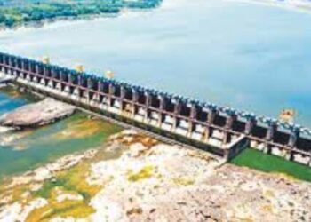 जळगाव जिल्ह्यात पाणीसंकट गडद; हतनूरमधील जलसाठ्यात घट