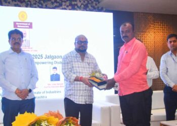 जळगाव जिल्ह्यातील उद्योगांसाठी जिल्हास्तरीय गुंतवणूक परिषद संपन्न