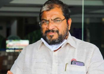 औकात नव्हती, मग्… ; राजू शेट्टी महायुती सरकारवर संतापले