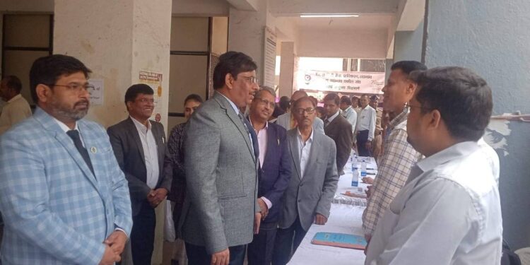 राष्ट्रीय लोक अदालतीत जळगाव जिल्ह्यातील ४५२१ प्रकरणांचा यशस्वी निपटारा