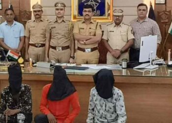 शेतमजुरीच्या वादातून एकाची हत्या ; धुळे एलसीबीने तिघा संशयिताच्या आवळल्या मुसक्या