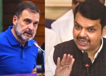 मुख्यमंत्री देवेंद्र फडणवीसांच्या मतदारसंघावरून राहुल गांधींचा गंभीर आरोप ; काय आहे वाचा..