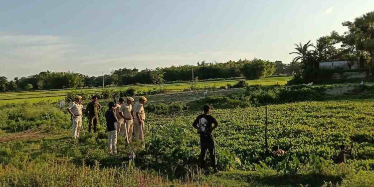 बिहारमध्ये देशाला हादरवून सोडणारी घटना ; एकाच कुटुंबातील 5 सदस्यांना जिवंत जळालं