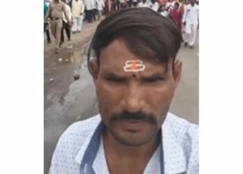 विठ्ठल रखुमाईंचं दर्शन घेऊन घरी आला, अन् मध्यरात्री तरुणाने उचललं नको ते पाऊल