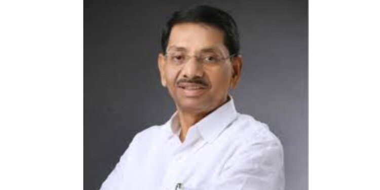 गुलाबराव देवकर यांच्या अडचणी वाढल्या ; १० कोटीच्या कर्ज प्रकरणात दोषी