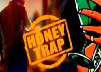 खळबळजनक ! राज्यातील 72 क्लास वन अधिकारी हनी ट्रॅपच्या जाळ्यात