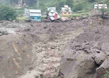 काश्मीरच्या किश्तवाडमध्ये आभाळ फाटलं; आतापर्यंत 46 जणांचा मृत्यू