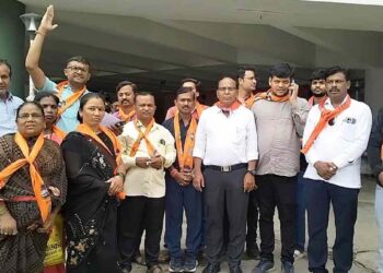 जळगावातील ITI परिसरातील कचरा संकलन केंद्र हटविण्याची मनसेची मागणी