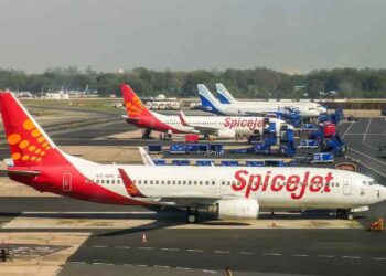 पदवीधरांसाठी खुशखबर ! एअरपोर्ट अथॉरिटी ऑफ इंडियामध्ये मोठी पदभरती जाहीर