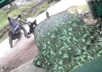 अल्पवयीन मुलाचा फिट आल्याचा बनाव, अन् काही सेकंदात २ लाख गायब, पाचोऱ्यात फिल्मी स्टाईल चोरी