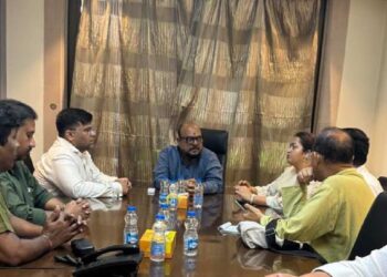 उतराखंडमध्ये अडकलेल्या जळगावच्या भाविकांना परत आणण्यासाठी पालकमंत्र्यांचा दिल्लीत पाठपुरावा