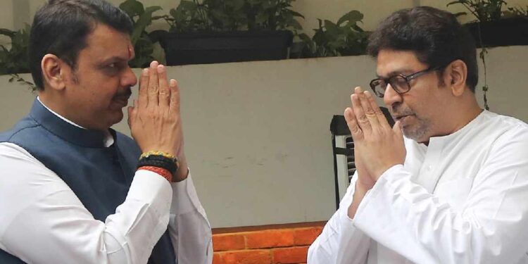 राज ठाकरेंनी घेतली मुख्यमंत्र्यांची भेट ; महाराष्ट्राच्या राजकारणात खळबळ