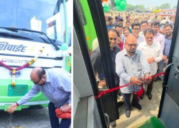 आरामदायी व परवडणाऱ्या ई-बसेस जळगाव जिल्हावासीयांच्या सेवेत; पालकमंत्र्यांच्या हस्ते १३ बसेसचे लोकार्पण