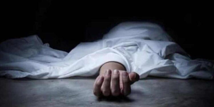 घरात मृत अवस्थेत पशुधन अधिकारी आढळला ; यावल शहरात खळबळ