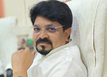 अजित पवार गटाचे नेते विनोद देशमुखांना अटक; जळगावमध्ये राजकीय खळबळ !