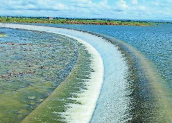 मन्याड धरणातून पाण्याचा विसर्ग वाढला; नदीकाठच्या नागरिकांना सतर्कतेचा इशारा