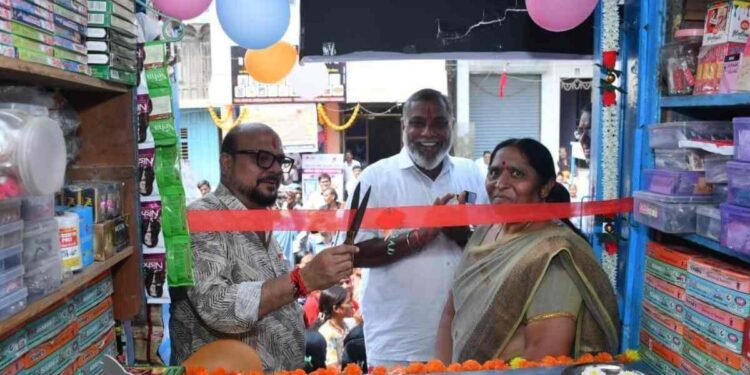 “बचत गटाच्या महिलांनो, मी तुमच्या पाठीशी खंबीरपणे उभा आहे” – पालकमंत्री गुलाबराव पाटील