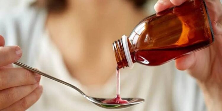 कफ सिरपच्या वापरासंबंधी केंद्राकडून नवी मार्गदर्शक तत्त्वे जारी; पालकांनी कोणती खबरदारी घ्यावी?