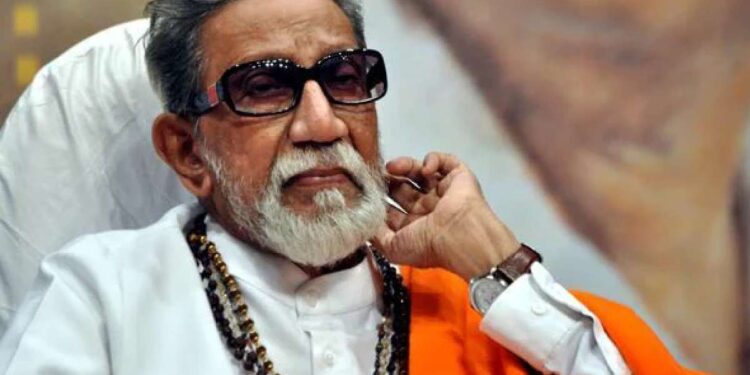 शिंदे गटाच्या नेत्याचा बाळासाहेब ठाकरेंच्या मृत्यूबाबत धक्कादायक दावा ; राजकीय वर्तुळात खळबळ, म्हणाले.. 