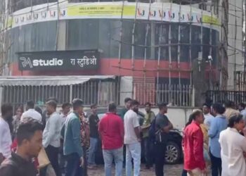 दिवसाढवळ्या 20 लहान मुलांना स्टूडियोमध्ये ओलिस ठेवलं ; मुंबईच्या पवईमधील धक्कादायक घटना