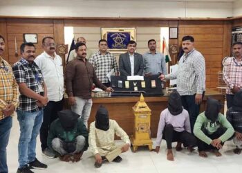 पंचमुखी हनुमान मंदिरातील चोरीचा उलगडा; पाच जणांना अटक