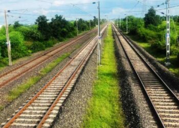 आनंदाची बातमी ! मनमाड-जळगाव दरम्यानची तिसरी रेल्वेलाइन सुरू