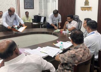 माथाडी कामगारांना प्रवेश नाकारल्याप्रकरणी जिल्हाधिकाऱ्यांकडून तातडीची कार्यवाही