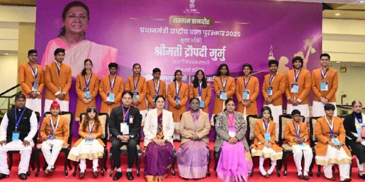 प्रधानमंत्री राष्ट्रीय बाल पुरस्काराने देशातील वीस मुलांचा सन्मान; महाराष्ट्राच्या अर्णव महर्षीचा समावेश