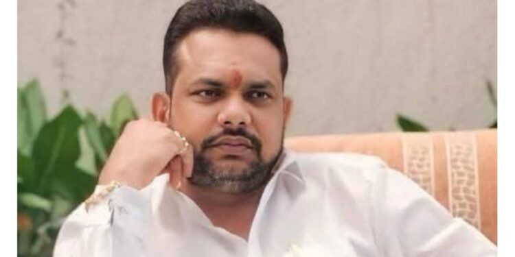 जळगावात अजित पवार गटाचे महानगराध्यक्ष अभिषेक पाटलांचा तडकाफडकी राजीनामा