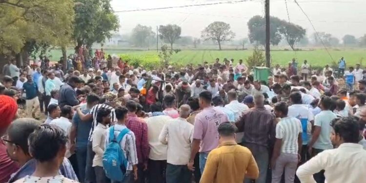 भुसावळ हादरले ! नववीत शिकणाऱ्या दोन मुलींचे मृतदेह विहिरीमध्ये सापडले