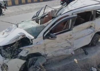 दर्शनासाठी जाताना काळाचा घाला; चाळीसगावच्या कन्नड घाटात भीषण अपघात, तिघांचा मृत्यू, चौघे गंभीर जखमी