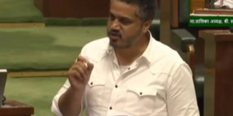 अजितदादांवरील आरोपांचे गाठोडे…विधानसभेत रोहित पवारांची सर्वात मोठी मागणी