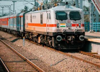 मध्य रेल्वेचं प्रवाशांसाठी मोठं गिफ्ट ! भुसावळामार्गे मुंबईतून प्रयागराजसाठी 44 स्पेशल ट्रेन सुटणार