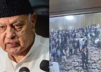 जम्मू-काश्मीरचे माजी मुख्यमंत्री फारुख अब्दुल्लांवर हल्ला, गोळीबारातून थोडक्यात बचावले, घटनेचा थरार CCTV मध्ये कैद