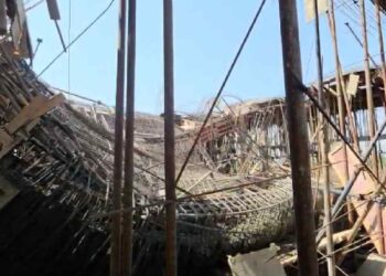 पाळधीत साईबाबा मंदिराच्या भक्तनिवासाचा स्लॅब कोसळला, ७ जण गंभीर जखमी