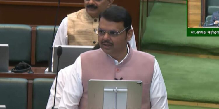 राज्याचा अर्थसंकल्प विधानसभेत सादर ; वाचा अर्थसंकल्पातील 10 मोठ्या घोषणा