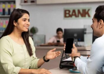 बँकेत सरकारी नोकरी मिळविण्याची संधी; शेकडो पदांसाठी भरती, कसा कराल अर्ज?