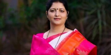 रूपाली चाकणकर महाराष्ट्रातील सर्वात मोठ्या सेक्स रॅकेटच्या सूत्राधार ; रूपाली ठोंबरेंच्या आरोपाने खळबळ
