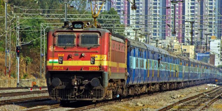 प्रवाशांना दिलासा! भुसावळ मार्गे पुणे- दानापूर दरम्यान दररोज विशेष ट्रेन धावणार