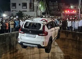 स्नेहसंमेलनावरून परतताना भीषण दुर्घटना; विहिरीत कार कोसळून एकाच कुटुंबातील 9 जणांचा दुर्दैवी मृत्यू