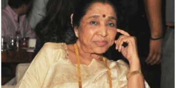 सुमधुर आवाज हरपला ! ज्येष्ठ गायिका आशा भोसले यांचे निधन, मनोरंजन विश्वात हळहळ