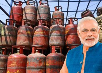 युद्धाच्या पार्श्वभूमीवर केंद्र सरकारची मोठी घोषणा : आता नागरिकांना मिळणार डबल सिलिंडर, वाचा कोणाला होणार फायदा?