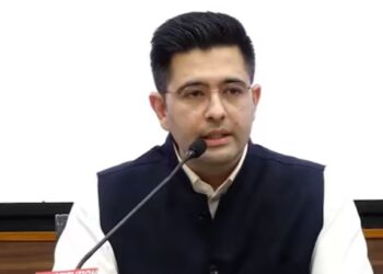 केजरीवालांच्या ‘आप’ला मोठा धक्का! राघव चड्डांसह 3 खासदारांचा राजीनामा, भाजपमध्ये प्रवेश करणार