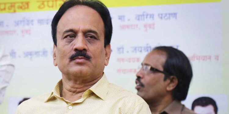 विधानपरिषद निवडणूक: नाशिकमध्ये संकटमोचक गिरीश महाजनांचेच दोन खंदे समर्थक आमनेसामने!