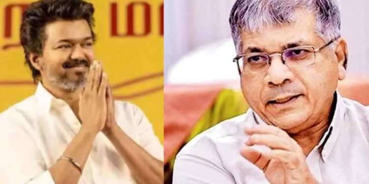 तामिळनाडूत सत्ता स्थापनेच्या पेचावर प्रकाश आंबेडकरांनी करून दिली ‘या’ दोन मोठ्या घटनांची आठवण, ट्विट करत म्हणाले..