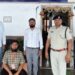 भुसावळ रेल्वे स्थानकावरील ‘त्या’ व्हिडिओनंतर विक्रेत्याला अटक; स्टॉल केला सील, ठेकेदाराचे धाबे दणाणले!