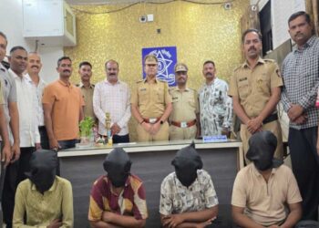 जळगावात थरार! चाकूचा धाक दाखवून लुटणारी टोळी अवघ्या २ तासांत जेरबंद