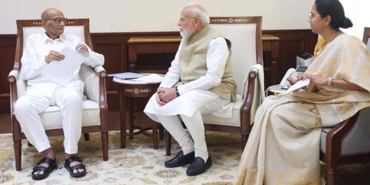 विद्यार्थी आंदोलनाच्या पार्श्वभूमीवर शरद पवारांची मोदींशी भेट; संसदेत झाली महत्त्वाची चर्चा