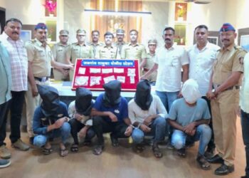 जळगाव पोलिसांची मोठी कारवाई; १० गुन्ह्यांची उकल करत पाच सराईत आरोपींना अटक, लाखोंचा मुद्देमाल जप्त